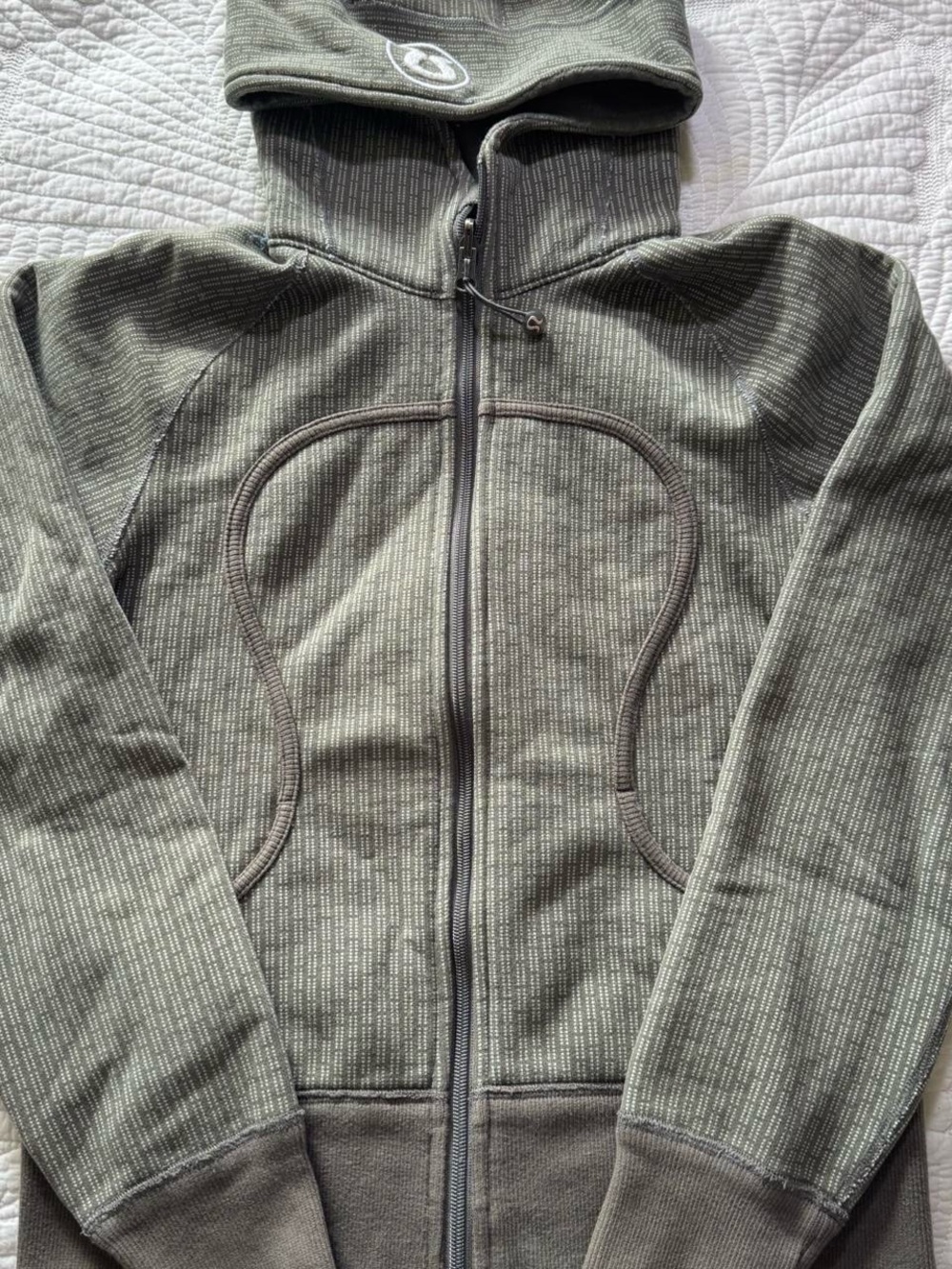 Women’s Lululemon Hoodie Womens Small Green Scuba Fleece Full Zip